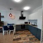 Apartment Kamienica Nova Nike 115 *